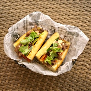 Banh Mi: Beef